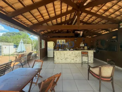 Fazenda/Sítio com 4 Quartos à venda, 330m² no , Hidrolândia