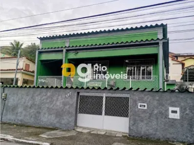 Casa com 3 Quartos à venda, 212m² no Jardim Sulacap, Rio de Janeiro