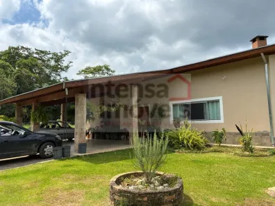 Fazenda/Sítio com 3 Quartos à venda, 1000m² no Bom Sucesso, Pindamonhangaba