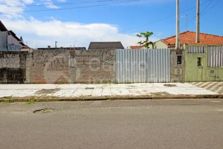 Lote/Terreno à venda, 240m² no Jardim Marcia, Peruíbe