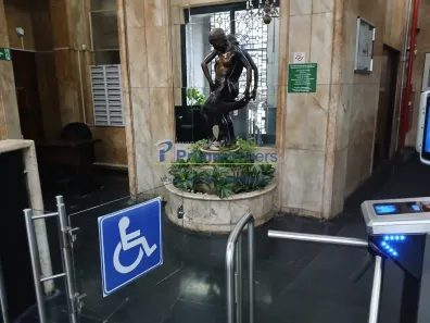 Sala Comercial à venda, 94m² no República, São Paulo