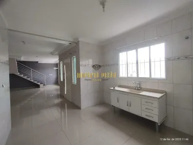 Sobrado com 3 Quartos para alugar, 128m² no Vila Figueira, Suzano
