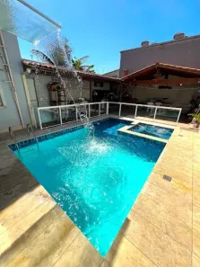 Casa com 3 Quartos à venda, 184m² no Alterosas, Serra