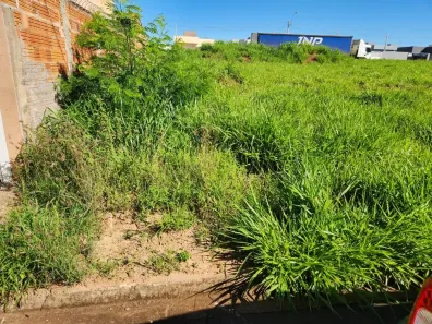 Lote/Terreno à venda, 200m² no Loteamento Parque Maria Serantes, São José do Rio Preto