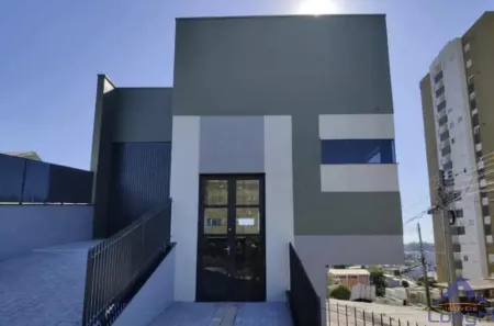 Imóvel Comercial com 1 Quarto para alugar, 186m² no São Leopoldo, Caxias do Sul