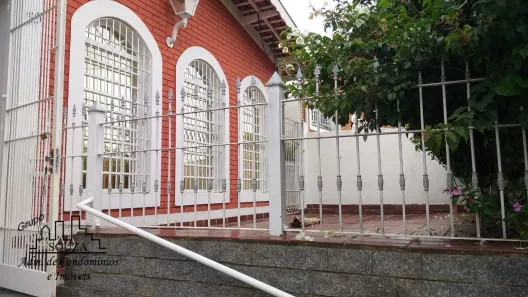 Casa com 2 Quartos à venda, 137m² no Parque São Quirino, Campinas