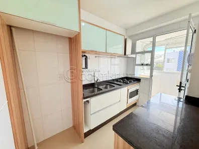 Apartamento com 2 Quartos à venda, 63m² no Coqueiros, Florianópolis