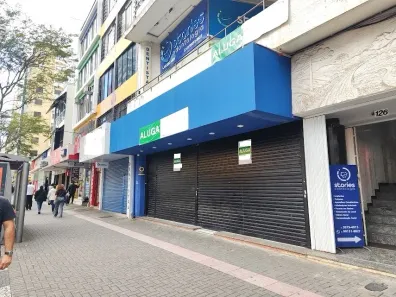 Ponto Comercial para alugar, 585m² no Centro, Curitiba