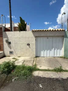 Casa com 3 Quartos à venda, 100m² no Itaperi, Fortaleza