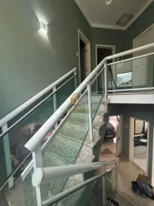 Sobrado com 3 Quartos à venda, 155m² no Loteamento Villa Branca, Jacareí