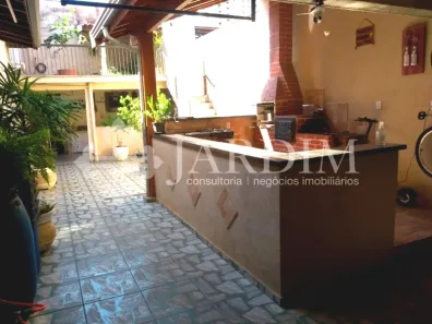Sobrado com 4 Quartos à venda, 248m² no São Dimas, Piracicaba