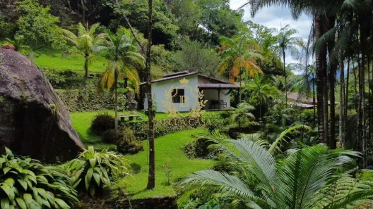 Fazenda/Sítio com 2 Quartos à venda, 1000m² no Sana, Macaé