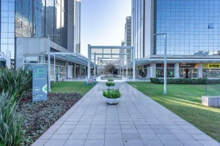 Ponto Comercial para alugar, 119m² no Azenha, Porto Alegre