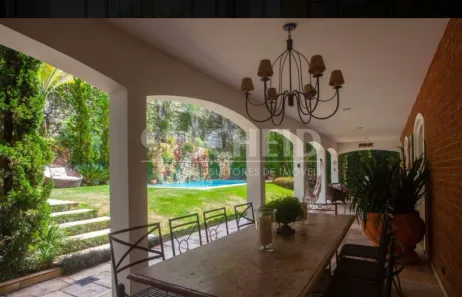 Casa com 4 Quartos à venda, 640m² no Jardim Leonor, São Paulo