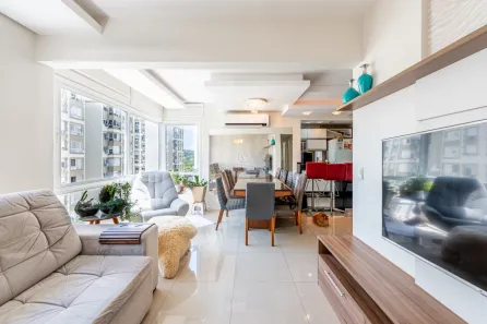 Apartamento com 3 Quartos à venda, 72m² no Cavalhada, Porto Alegre