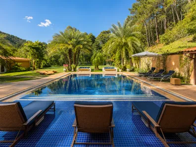 Casa com 5 Quartos à venda, 1000m² no Itaipava, Petrópolis
