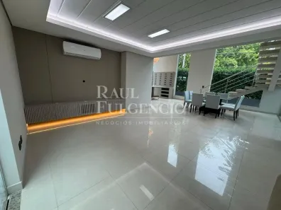 Sobrado com 3 Quartos para alugar, 284m² no Esperança, Londrina