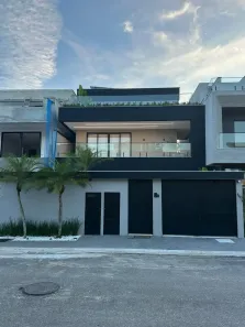 Casa de Condomínio com 5 Quartos à venda, 270m² no Recreio dos Bandeirantes, Rio de Janeiro