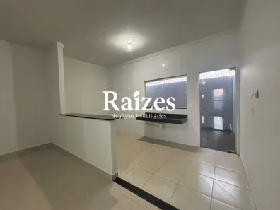 Casa com 2 Quartos à venda, 80m² no Loteamento Monte Hebron, Uberlândia