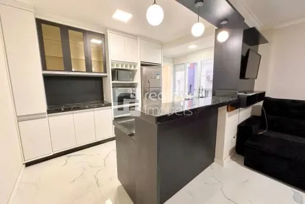 Apartamento com 2 Quartos para alugar, 75m² no Centro, Florianópolis
