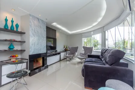 Casa com 3 Quartos à venda, 420m² no Santo Antônio, Porto Alegre