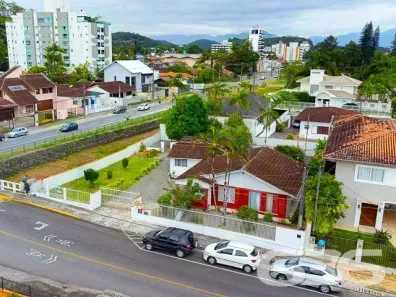 Casa com 3 Quartos à venda, 130m² no América, Joinville