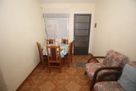 Apartamento com 2 Quartos para alugar, 39m² no São Gonçalo, Pelotas