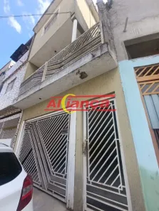 Sobrado com 3 Quartos para alugar, 215m² no Jardim Santa Maria, Guarulhos