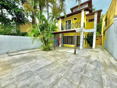 Casa de Condomínio com 4 Quartos à venda, 120m² no Vargem Grande, Rio de Janeiro