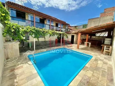 Casa com 4 Quartos à venda, 560m² no Piratininga, Niterói