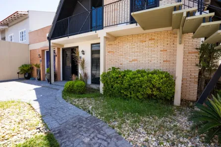 Ponto Comercial para alugar, 220m² no Centro, Tijucas