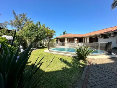 Casa com 4 Quartos à venda, 171m² no XANGRI-LÁ, Xangri-lá
