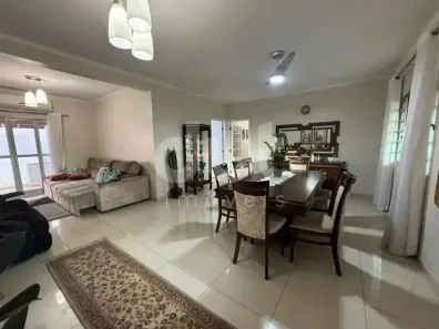 Fazenda/Sítio com 5 Quartos à venda, 400m² no Jardim Amanda II, Hortolândia