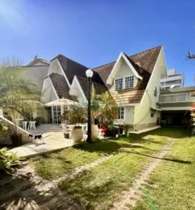 Casa com 4 Quartos à venda, 476m² no Praia do Pecado, Macaé