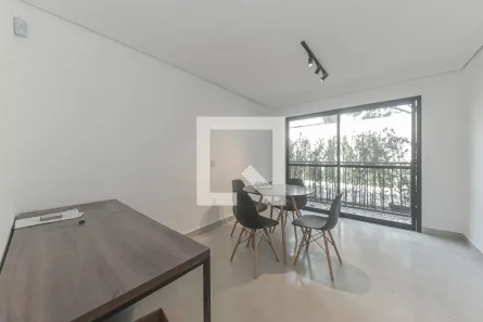 Kitnet com 1 Quarto à venda, 40m² no Jardim Aeroporto, São Paulo
