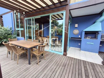 Casa com 4 Quartos à venda, 200m² no Camburi, São Sebastião