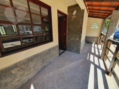 Casa de Condomínio com 2 Quartos à venda, 100m² no Sapê, Niterói