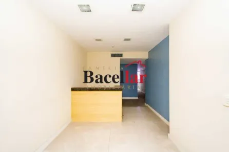 Sala Comercial para alugar, 300m² no Centro, Rio de Janeiro