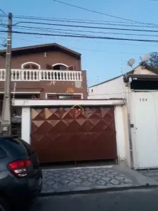 Sobrado com 4 Quartos à venda, 250m² no Chácara do Visconde, Taubaté