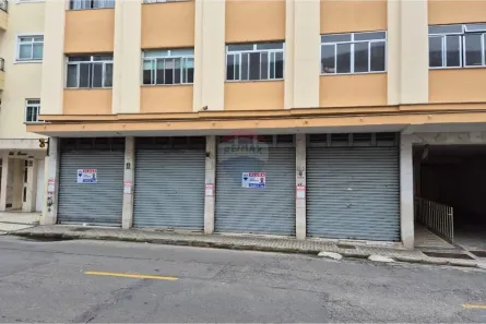 Ponto Comercial para alugar, 49m² no São Mateus, Juiz de Fora
