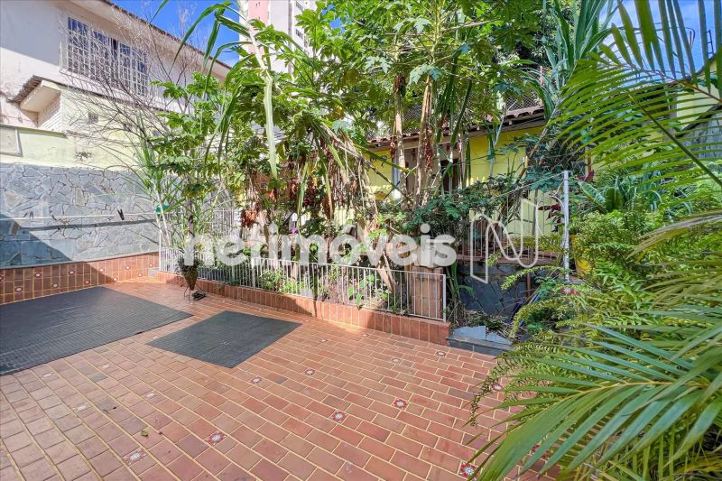 Casa com 3 quartos — Serra, Belo Horizonte