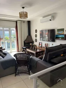 Casa de Condomínio com 3 Quartos à venda, 146m² no Jardim Rio das Pedras, Cotia