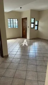 Casa com 6 Quartos para alugar, 260m² no Tubalina, Uberlândia