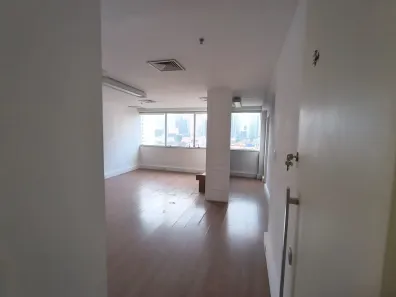 Sala Comercial à venda, 32m² no Chácara Santo Antônio (Zona Sul), São Paulo