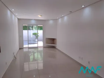 Casa de Condomínio com 3 Quartos para alugar, 168m² no Alphaville, Santana de Parnaíba