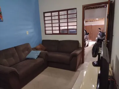Casa com 5 Quartos à venda, 250m² no Jardim Bela Vista, Taubaté