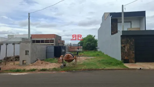 Lote/Terreno à venda, 125m² no Parque Residencial Castelo, Bauru