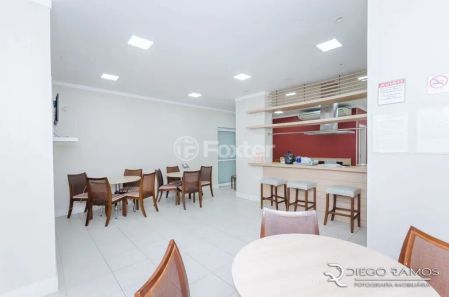 Apartamento com 2 Quartos à venda, 62m² no Vila Ipiranga, Porto Alegre