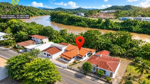 Casa com 3 Quartos para alugar, 250m² no Vorstadt, Blumenau