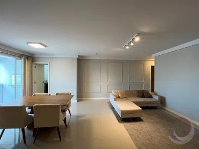 Apartamento com 3 Quartos à venda, 100m² no Canto, Florianópolis